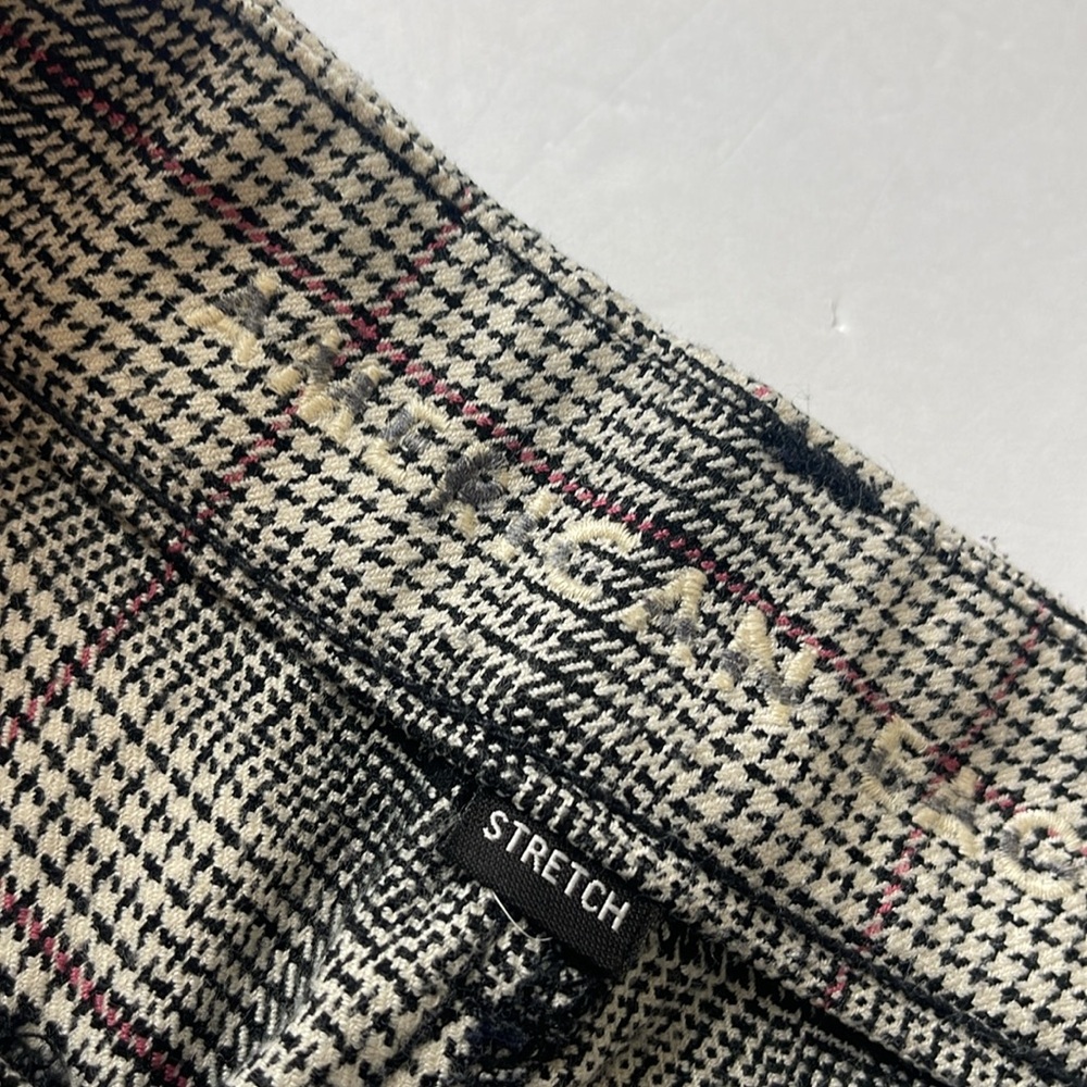 American Eagle Super High Rise Skinny Trousers Black Plaid Size 6 - Picture 7 of 12